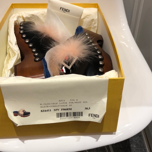 SOLD!!Fendi Fox fur shearling lined monster clogs - Picture 8 of 8